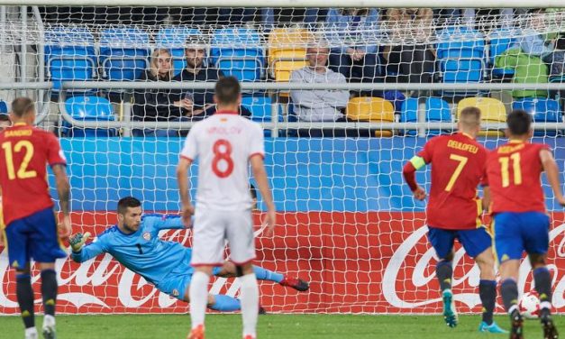 Spagna travolgente 5-0 alla Macedonia